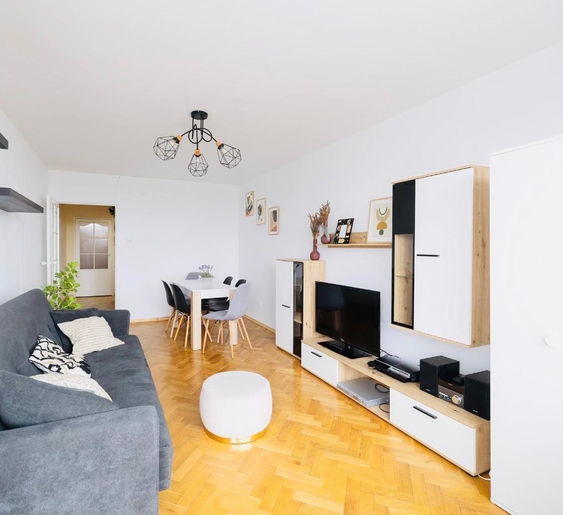Apartament 2 Pokoje Blisko Morza 1500 Metrow W Gdansku Apartment Exterior photo